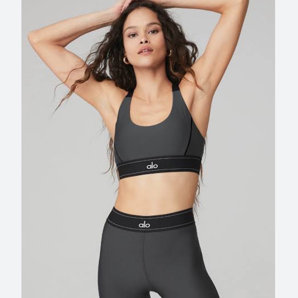 ALO yoga grey airlift SET